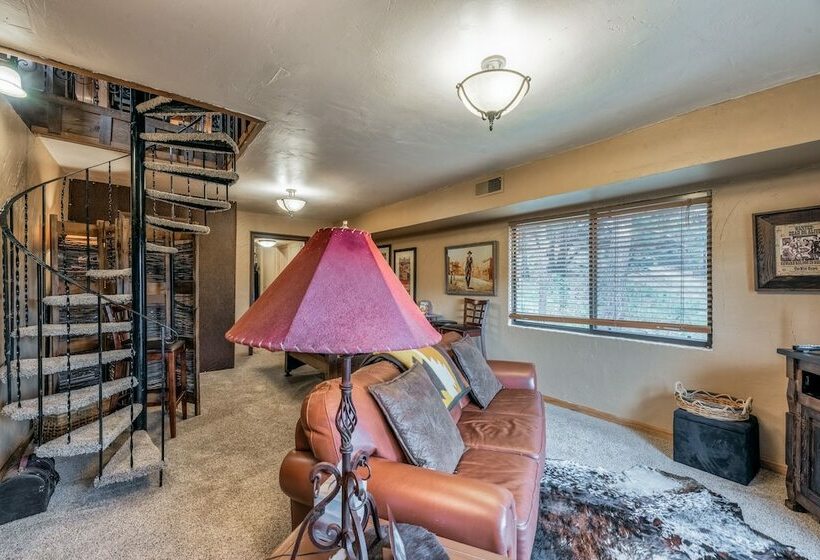 오두막, Neeley Mountain House