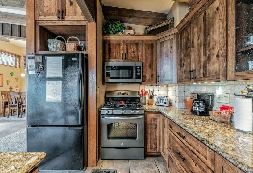 오두막, Neeley Mountain House