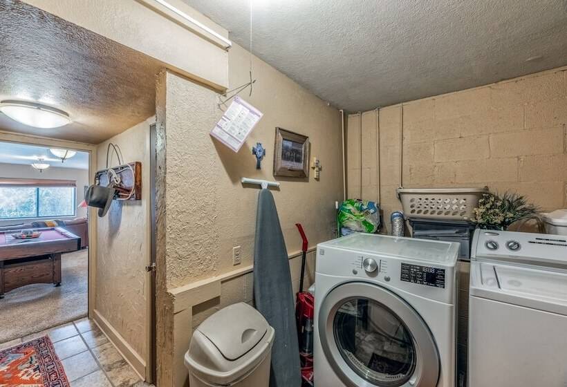 오두막, Neeley Mountain House