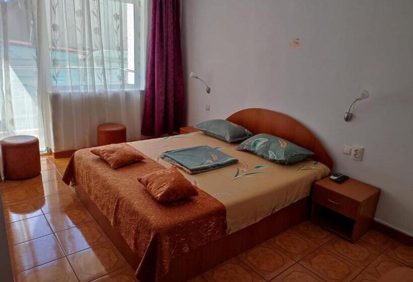 스탠다드 발코니 룸, Vila Fery Costinesti