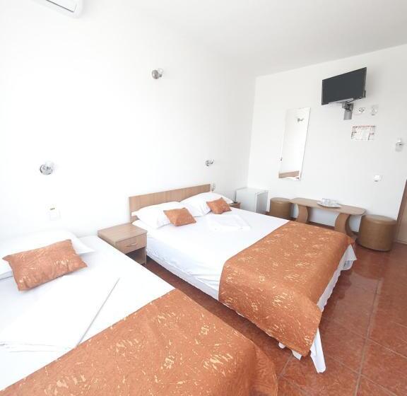 스탠다드 트리플 룸, Vila Fery Costinesti