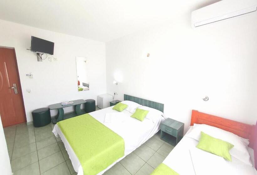 스탠다드 트리플 룸, Vila Fery Costinesti