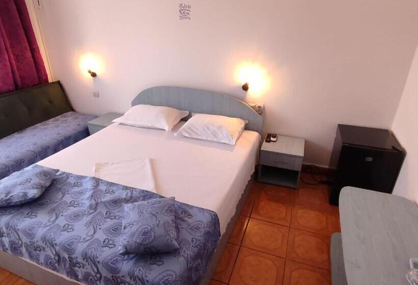 스탠다드 트리플 룸, Vila Fery Costinesti