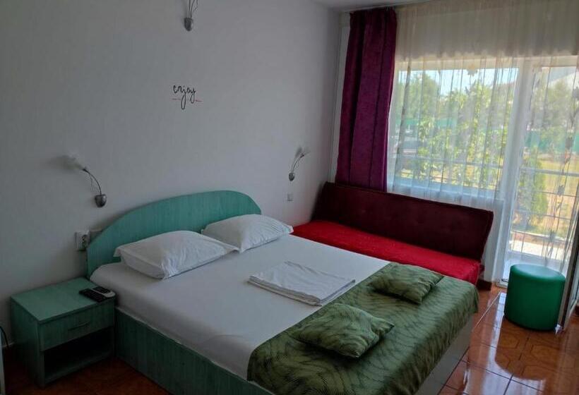 스탠다드 트리플 룸, Vila Fery Costinesti