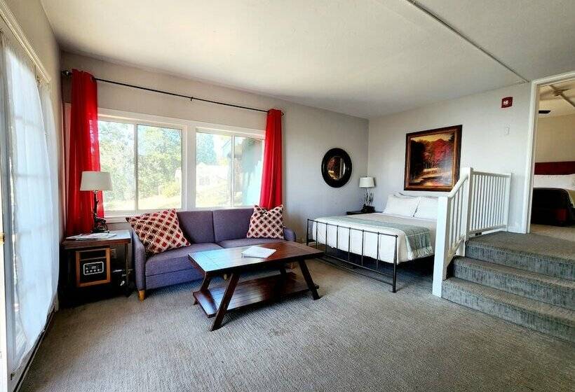 Люкс Deluxe Вид на Горы, The Sky View Inn