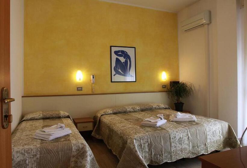 غرفة قياسية رباعية, Arabesco