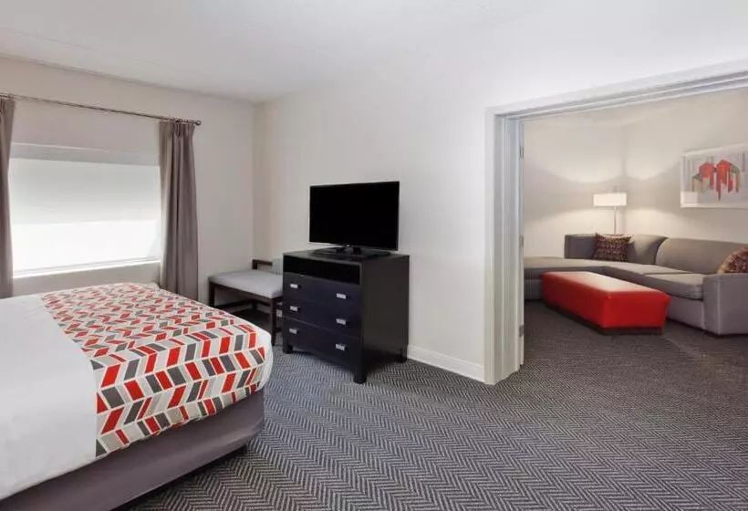 身障者適用スイートルーム, Sonesta Essential Columbus