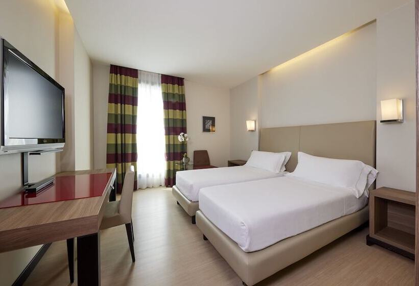 اتاق استاندارد, Blu Hotel Brixia