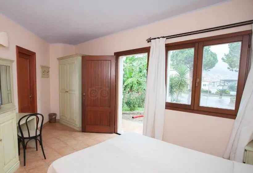 اتاق استاندارد, Club Esse Cala Gonone