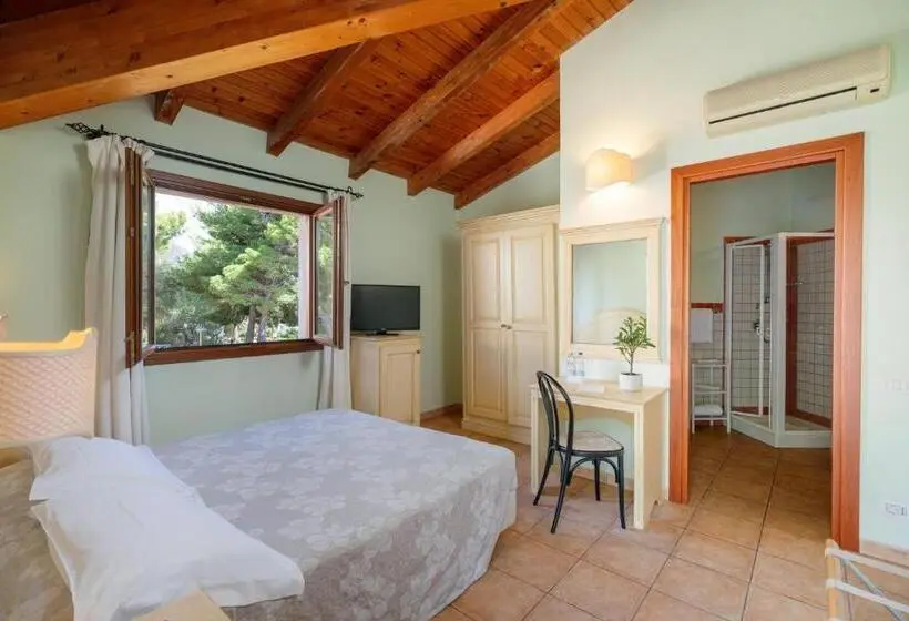 اتاق استاندارد سه نفره, Club Esse Cala Gonone