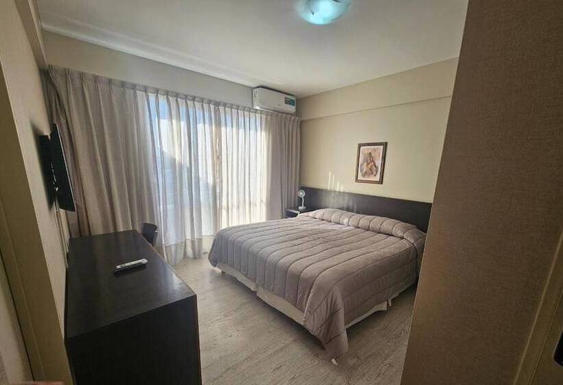 غرفة قياسية فردية, Dakar