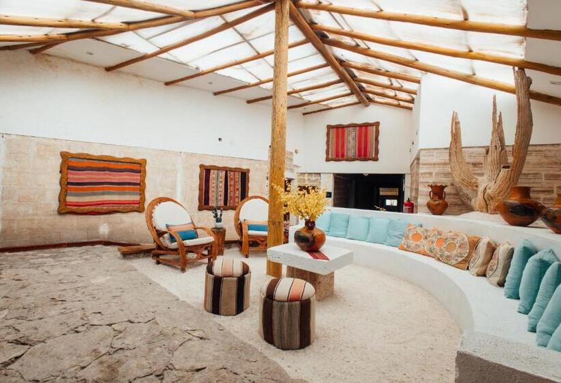 اتاق خانوادگی, De Sal Luna Salada