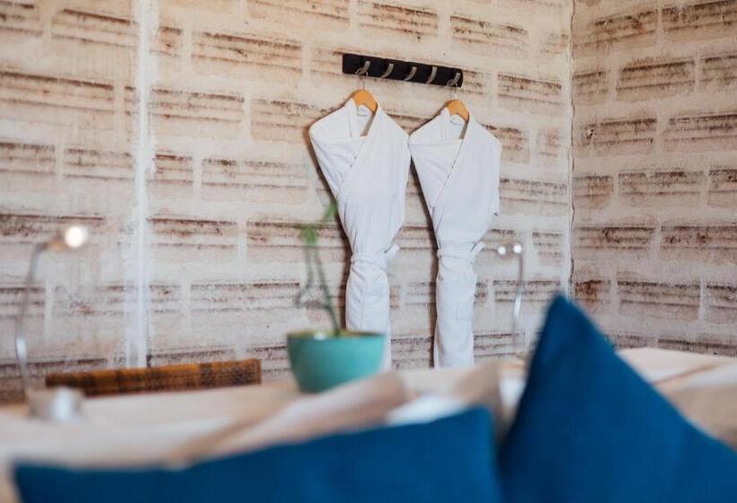 سوییت خانوادگی, De Sal Luna Salada