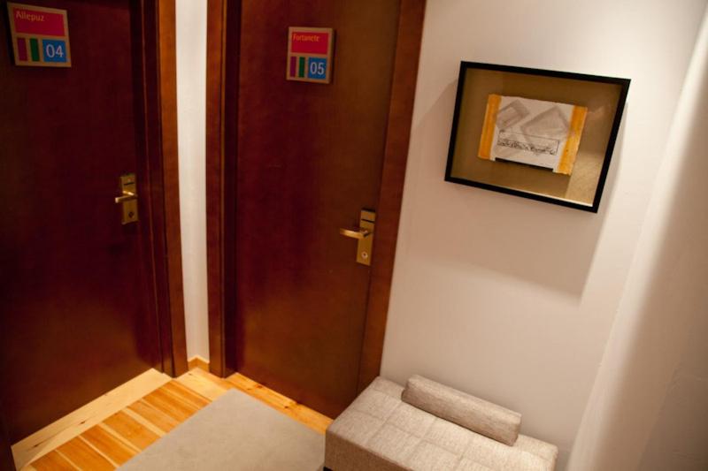 غرفة قياسية فردية, Hospedería Palacio De Allepuz