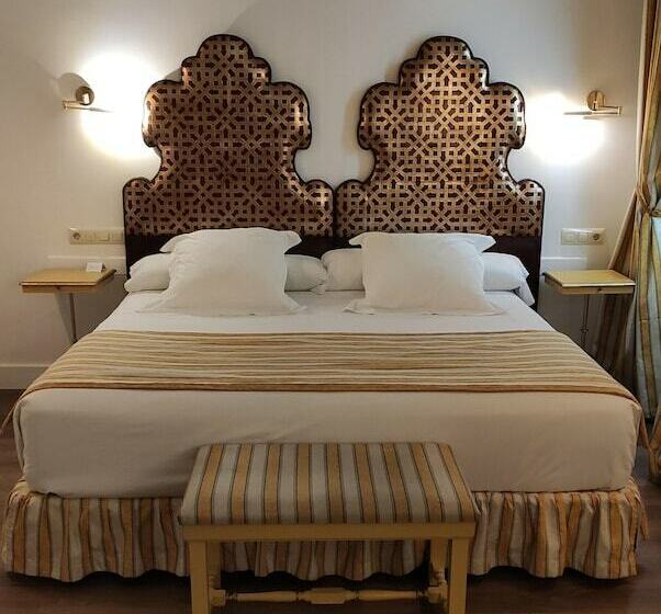 اتاق کلاسیک, Las Casas De La Judería De Córdoba