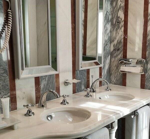 اتاق کلاسیک, Las Casas De La Judería De Córdoba