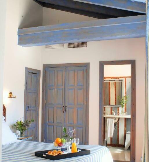 سوییت جونیور, Las Casas De La Judería De Córdoba