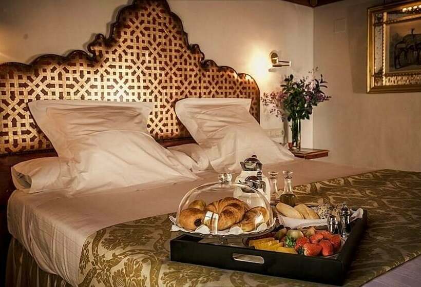 سوییت جونیور, Las Casas De La Judería De Córdoba