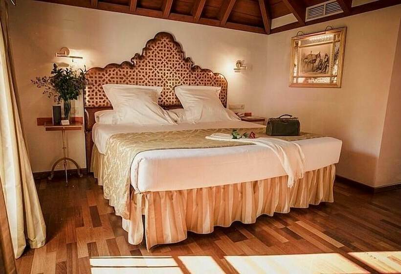 سوییت جونیور, Las Casas De La Judería De Córdoba