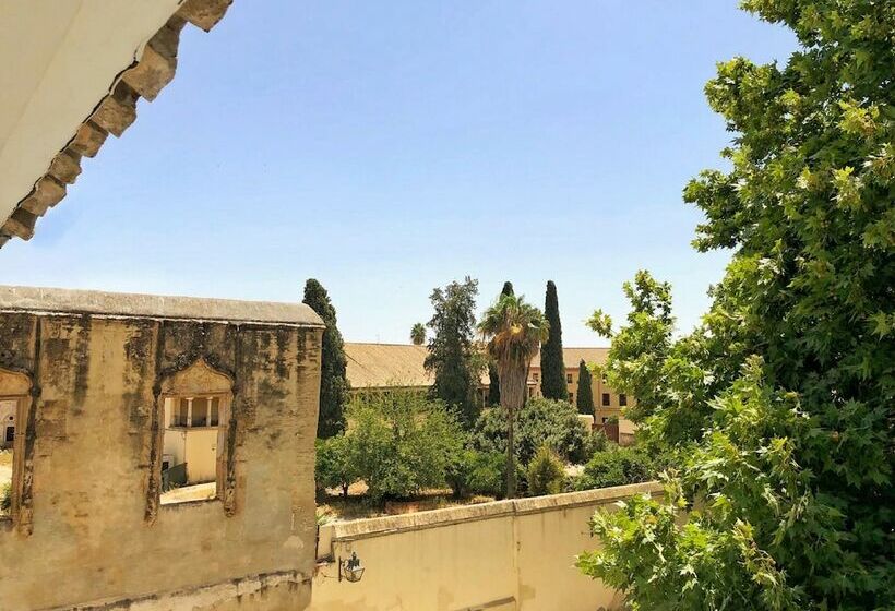 سوییت جونیور, Las Casas De La Judería De Córdoba
