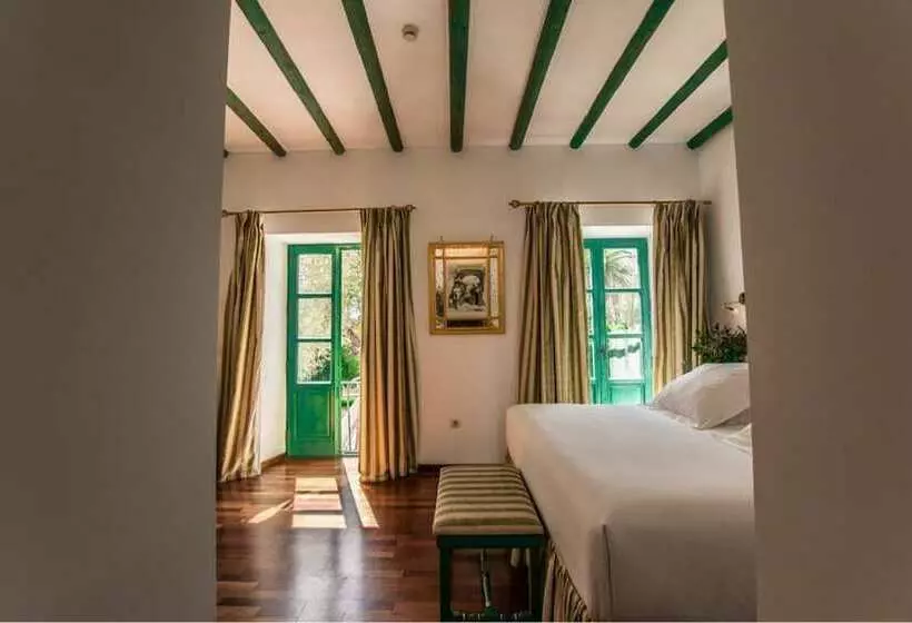 اتاق لوکس, Las Casas De La Judería De Córdoba