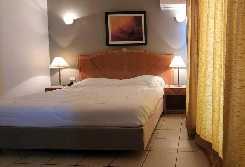 سوییت, Le Monaco Hôtel & Thalasso