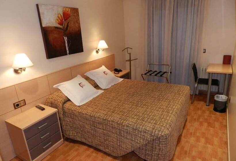 اتاق استاندارد, Les Truites Adults Only