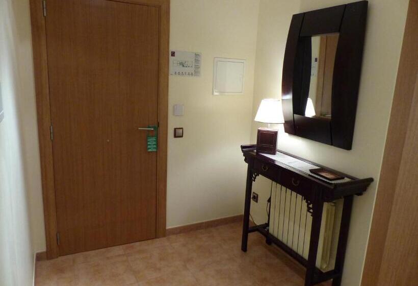 سوییت, Les Truites Adults Only