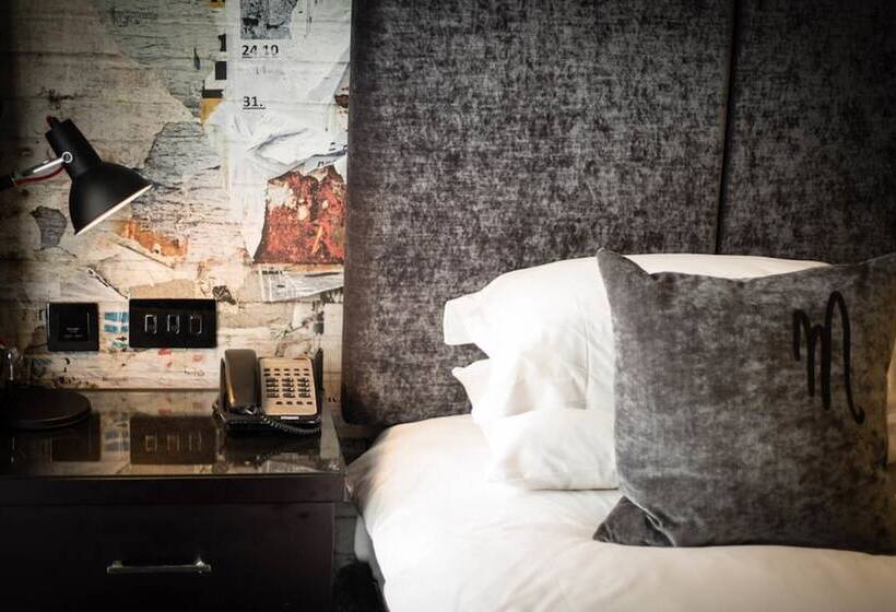 Номер Стандарт, Malmaison Reading