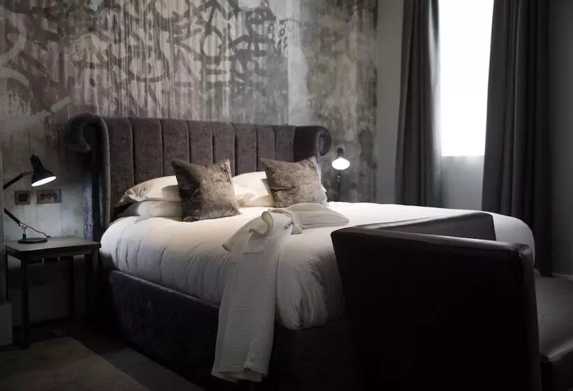 Club-huone, Malmaison Reading