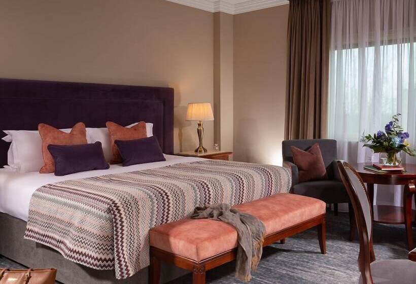 수피리어 룸, The Heritage