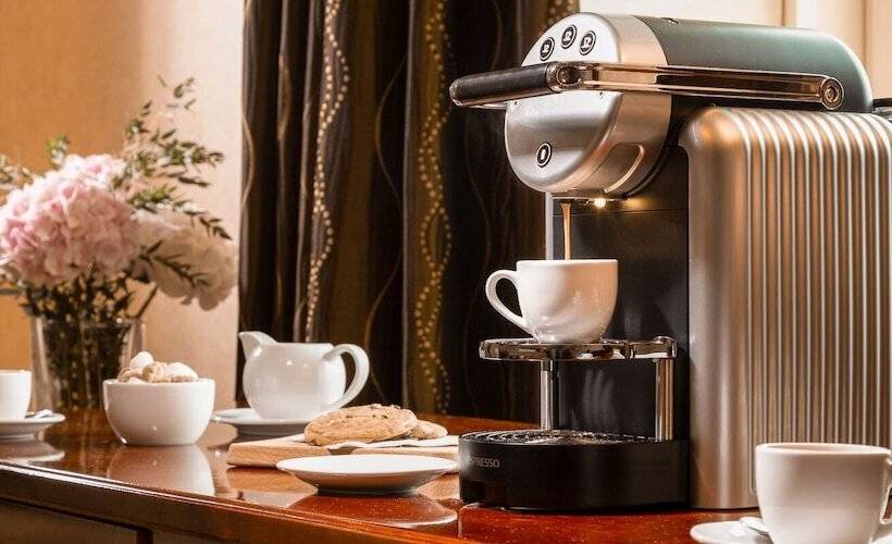 디럭스 룸, The Heritage