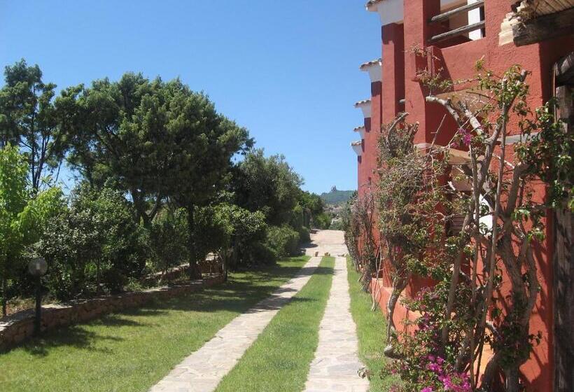 غرفة قياسية مطلّة علي الحديقة, Valdiola