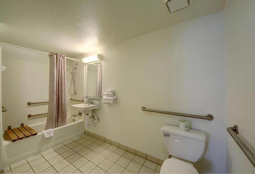 장애인을 위한 스탠다드 룸, Motel 6 San Antonio, Tx  Downtown  Market Square