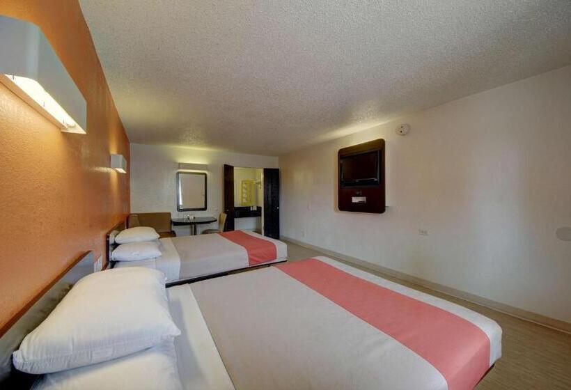 חדר סטנדרט, Motel 6 San Antonio, Tx  Downtown  Market Square