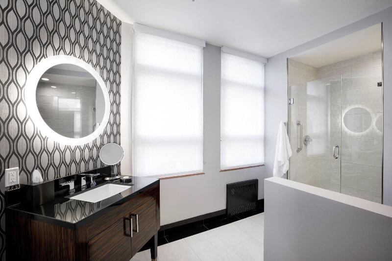 1 Bedroom Penthouse Apartment, Paloma Beach Apartments