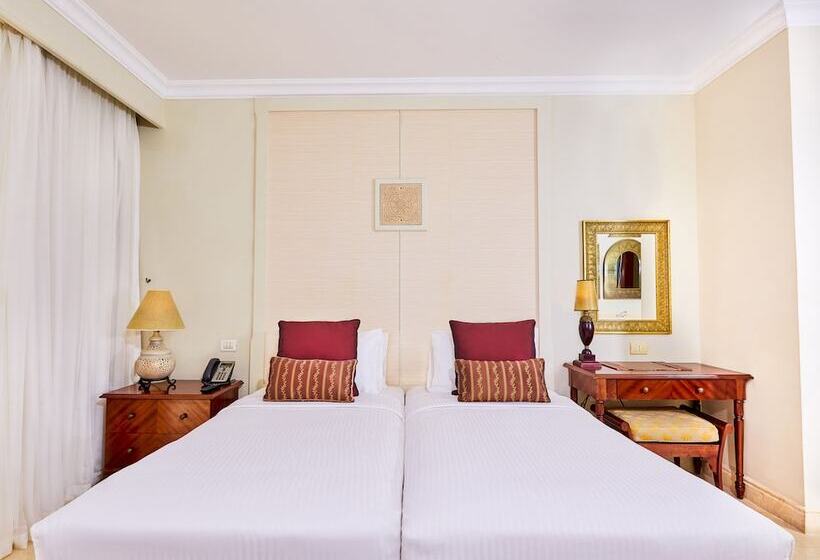 اتاق لوکس با چشم‌انداز باغ, Pickalbatros The Palace Port Ghalib