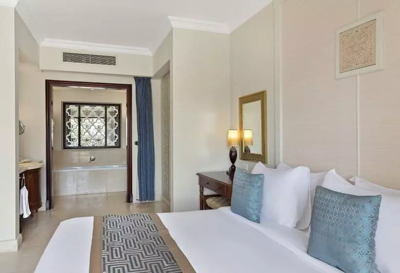 اتاق لوکس با چشم‌انداز دریا, Pickalbatros The Palace Port Ghalib