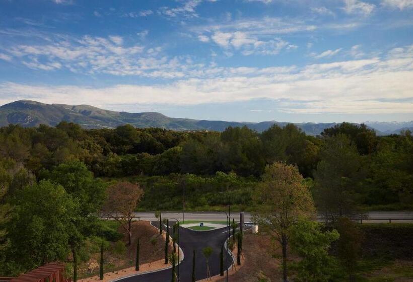 غرفة بريميوم, Moxy Sophia Antipolis