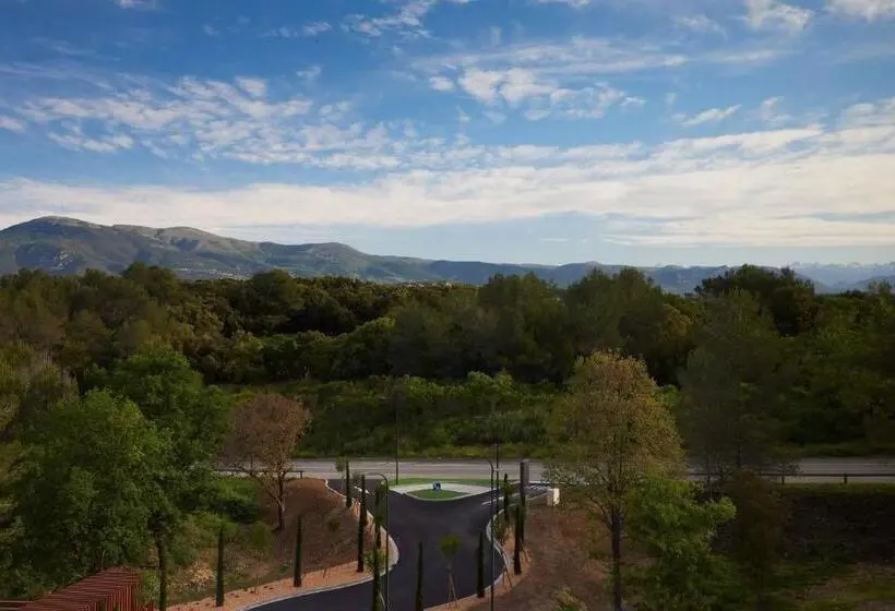 プレミアムルーム, Moxy Sophia Antipolis