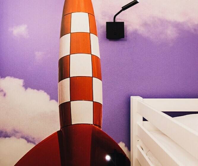 חדר משפחתי, Ibis Styles Contres Cheverny