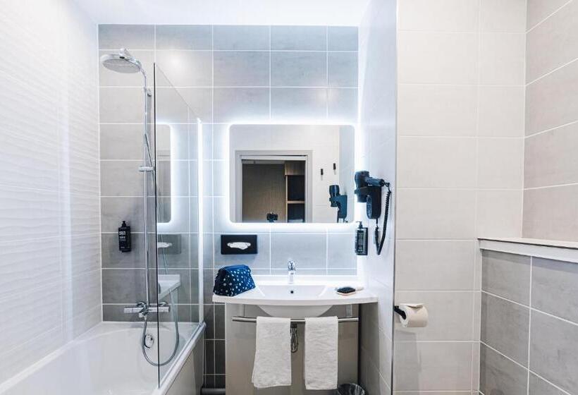Полулюкс, Ibis Styles Contres Cheverny