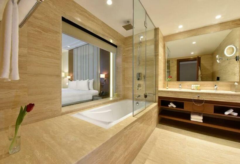 Suíte Executivo, Grand Swiss Belhotel Waterfront Seef