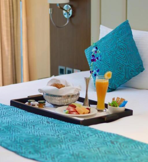 带大床的高级房间, Grand Swiss Belhotel Waterfront Seef