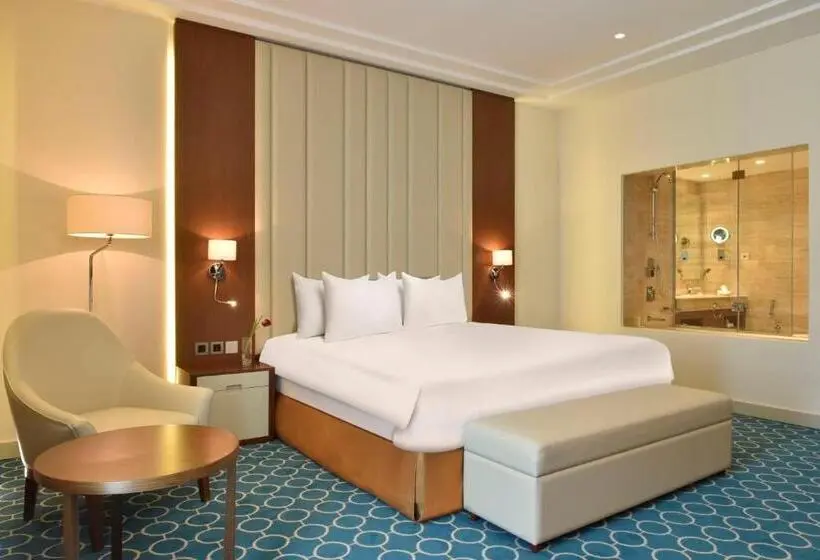 クラブスイート, Grand Swiss Belhotel Waterfront Seef