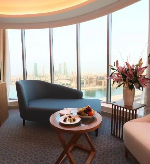 スイート, Grand Swiss Belhotel Waterfront Seef