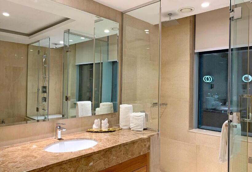 Suíte, Grand Swiss Belhotel Waterfront Seef