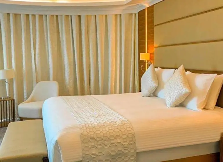 プレジデントスイートルーム, Grand Swiss Belhotel Waterfront Seef