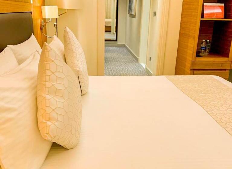 总统套房, Grand Swiss Belhotel Waterfront Seef