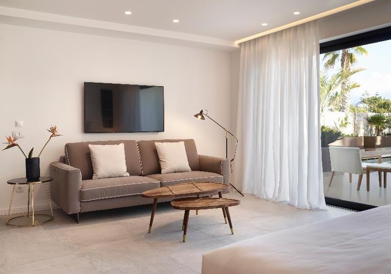 俱乐部房间, Grand Swiss Belhotel Waterfront Seef